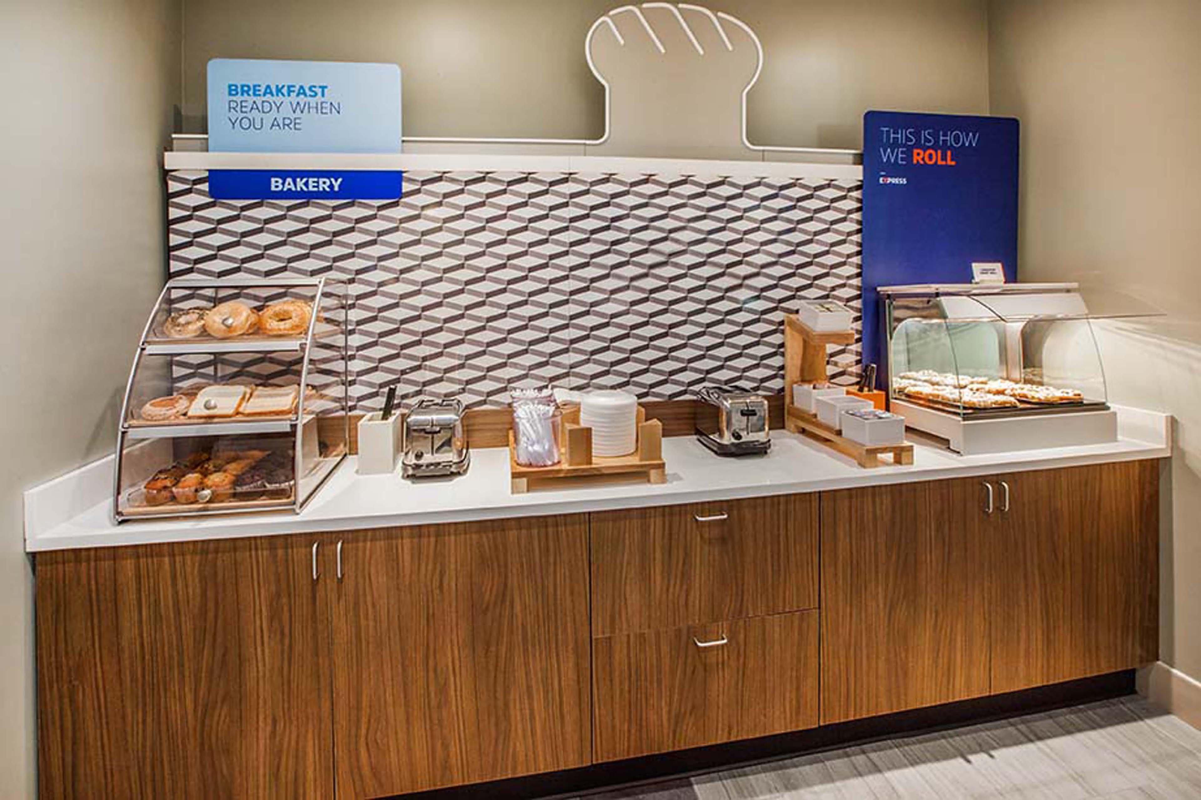 Express & - Airport By Ihg 2* Manchester