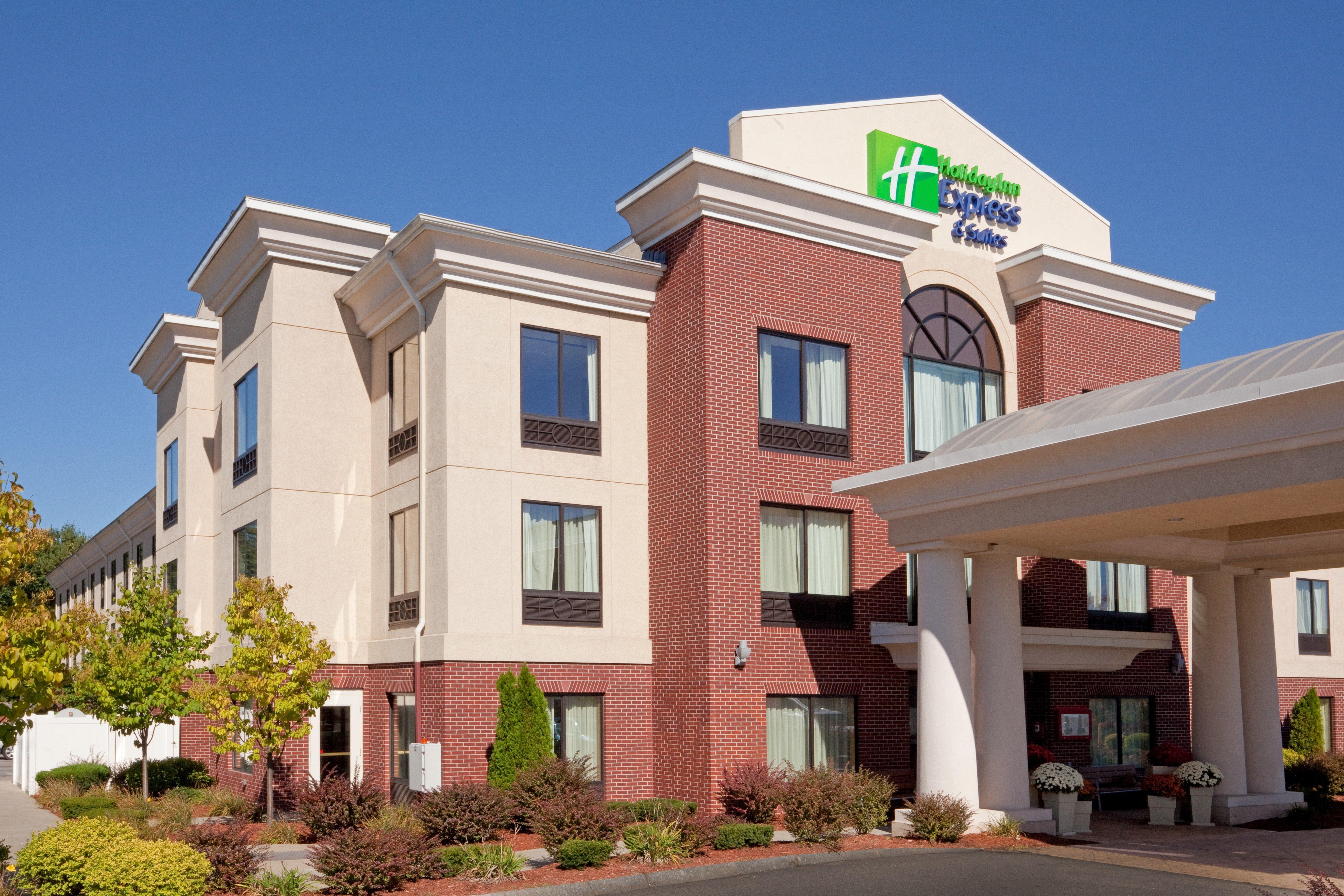 Hotel Express & - Airport By Ihg